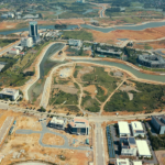 đô thị hòa lạc nằm cách hồ hoàn kiếm gần 40km